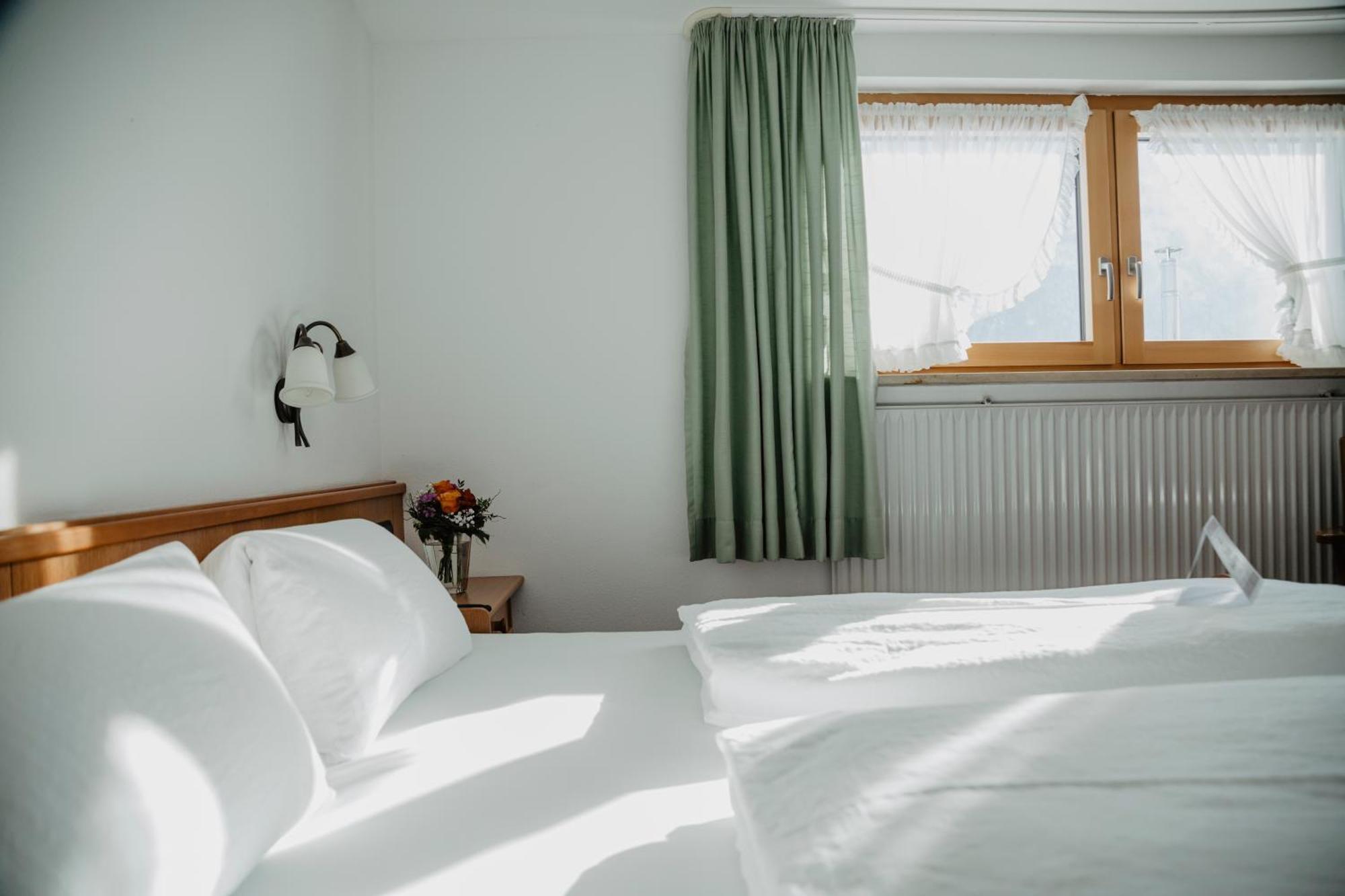 Wessner Hof Landhotel & Restaurant Marquartstein Δωμάτιο φωτογραφία